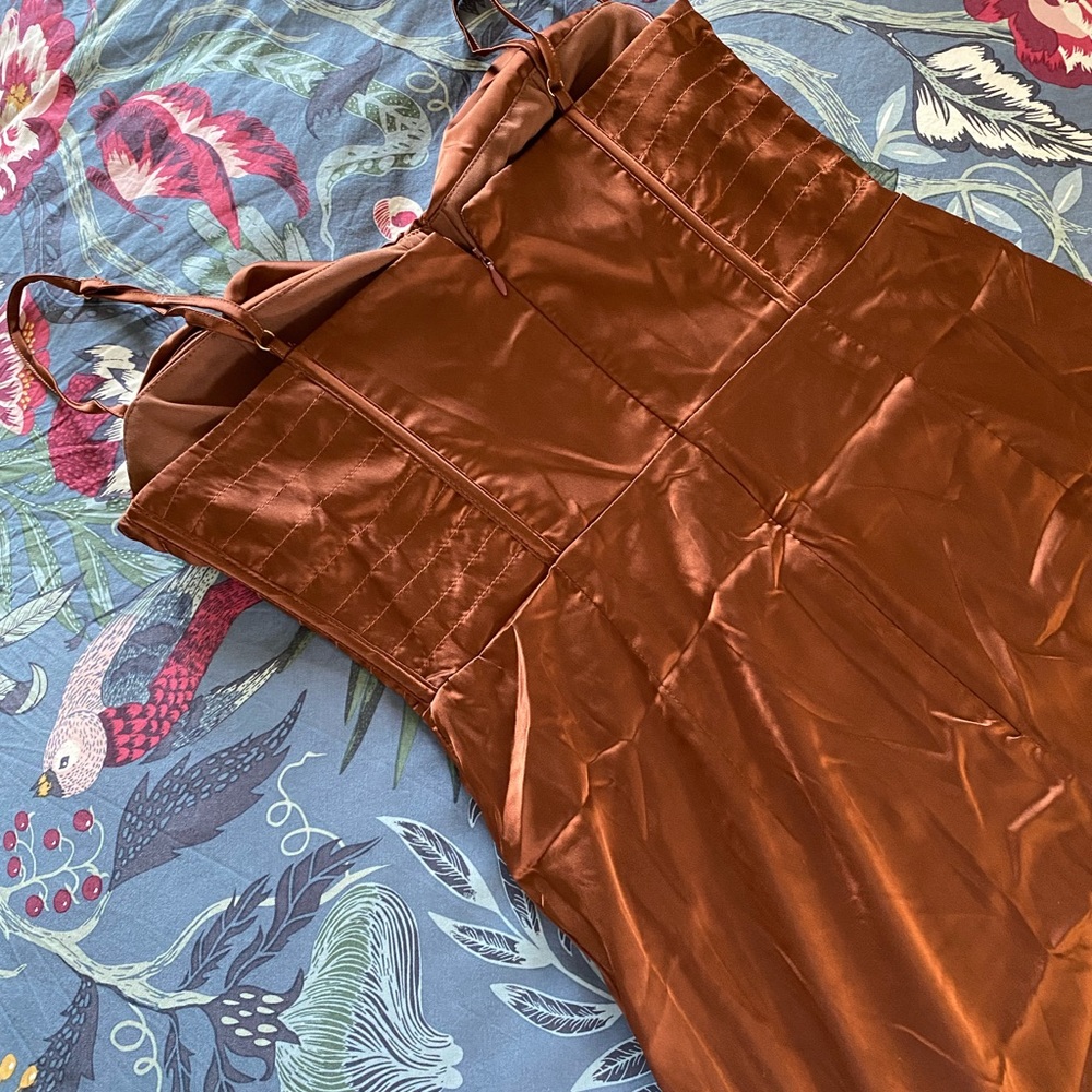 Rich brown corset cocktail dress - Picture 2 of 4